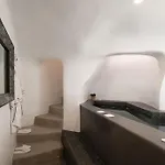 Belantza Cave House With Jacuzzi Vóthon