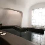 Belantza Cave House With Jacuzzi