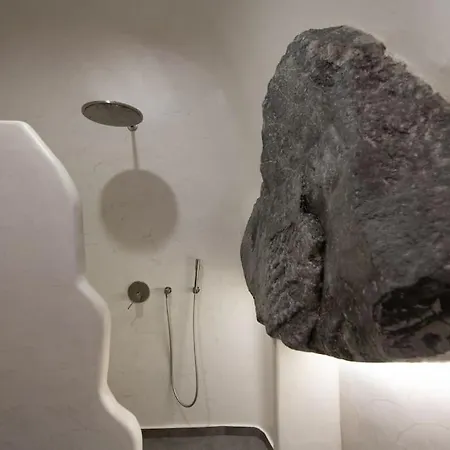 Vakantiehuis Belantza Cave House With Jacuzzi