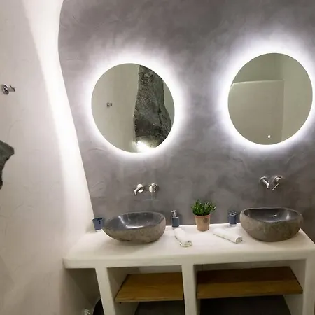 Belantza Cave House With Jacuzzi Vóthon