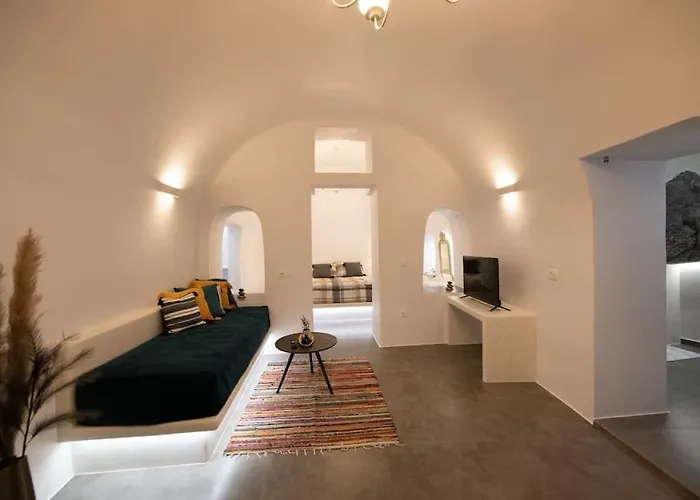 Tatil Evi Belantza Cave House With Jacuzzi Vóthon