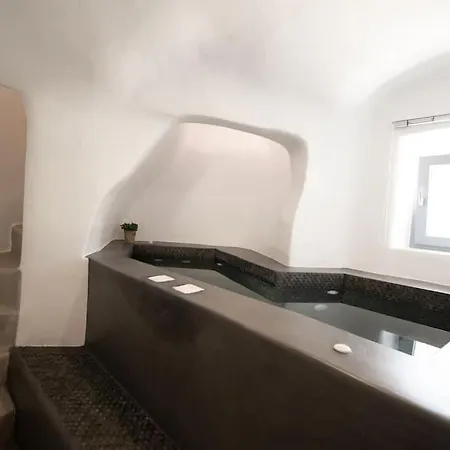 Belantza Cave House With Jacuzzi 度假居