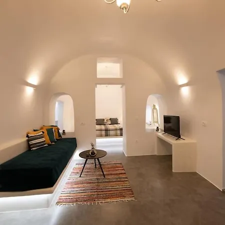 度假居 Belantza Cave House With Jacuzzi Vóthon