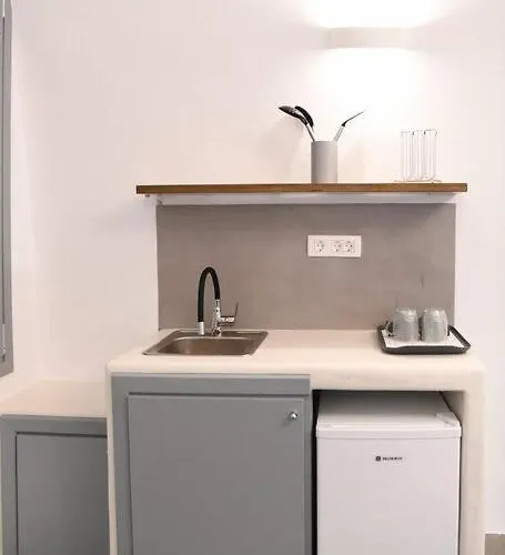 別荘 Belantza Cave House With Jacuzzi