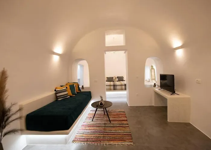 Belantza Cave House With Jacuzzi