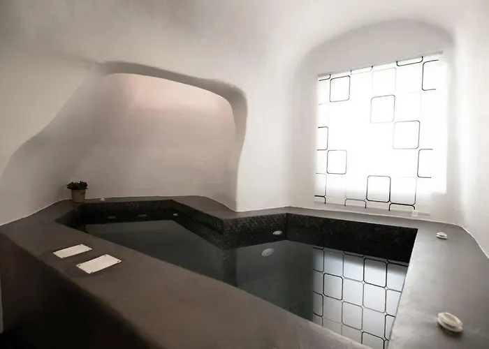 Belantza Cave House With Jacuzzi