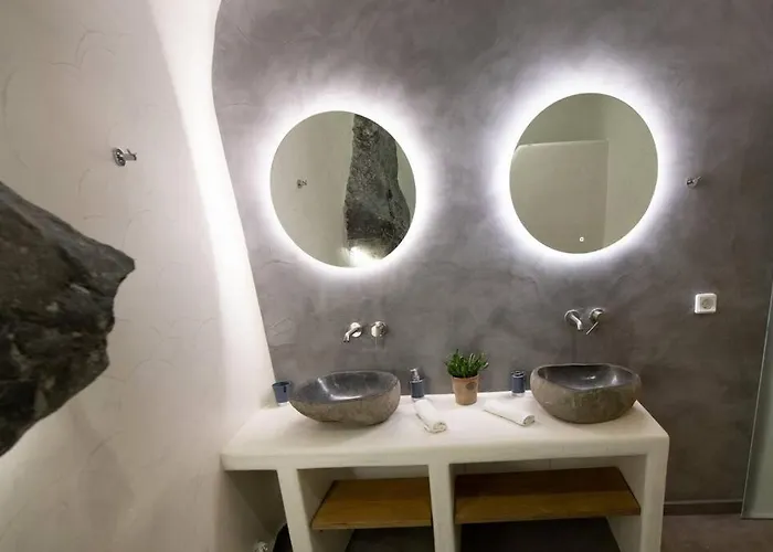 Belantza Cave House With Jacuzzi Vóthon